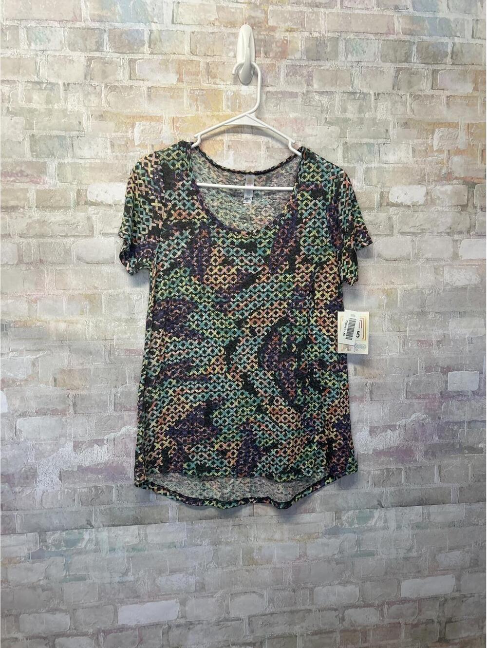 LuLaRoe Classic T Women's Top NWT XS